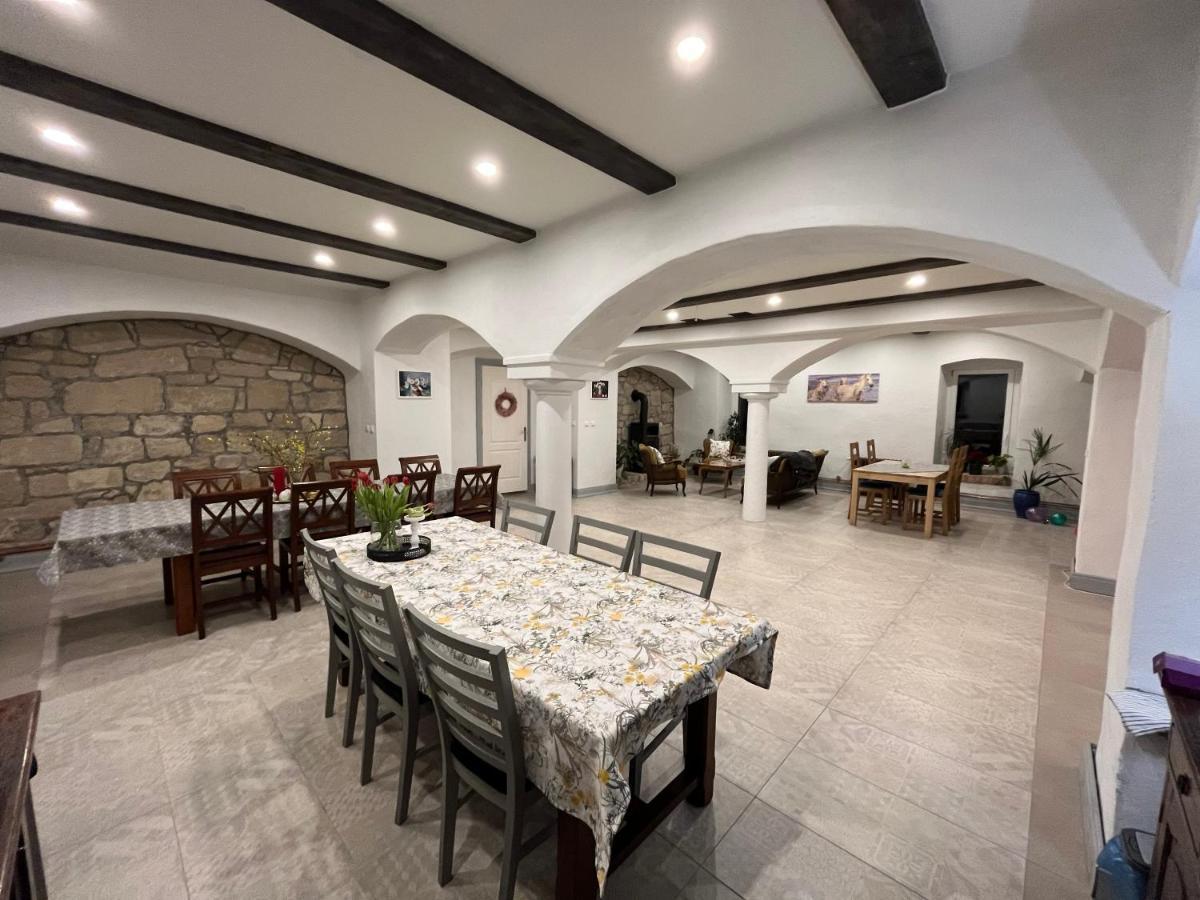 Lawendowa Stajnia Bed & Breakfast Lwowek Slaski Eksteriør bilde